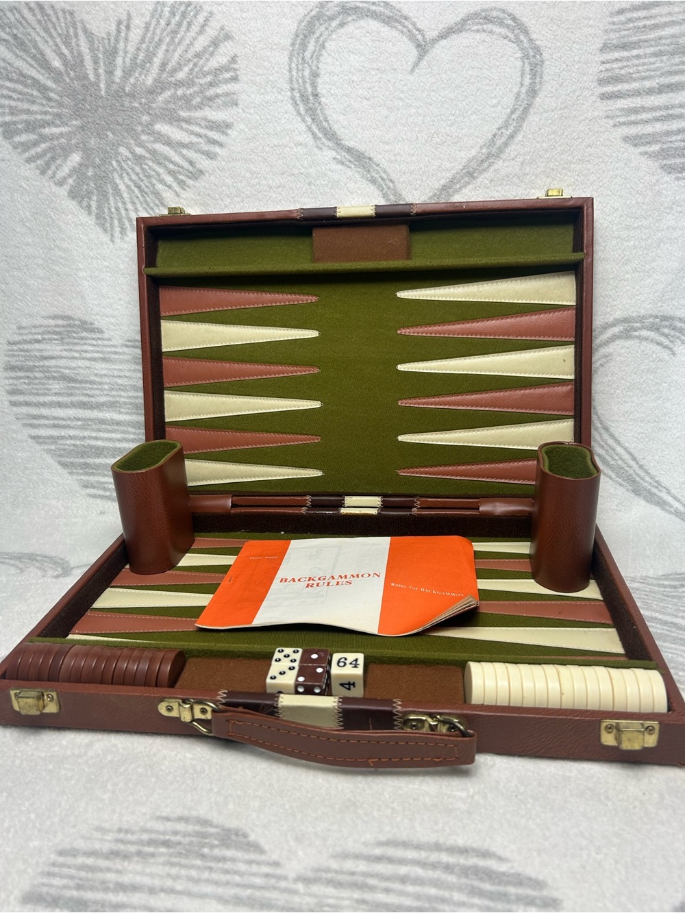 Vintage Backgammon Briefcase Set Game Folding Carry Brown Case Green Board Large